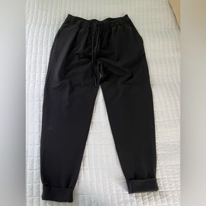 Lululemon size 6 cuffed black joggers.